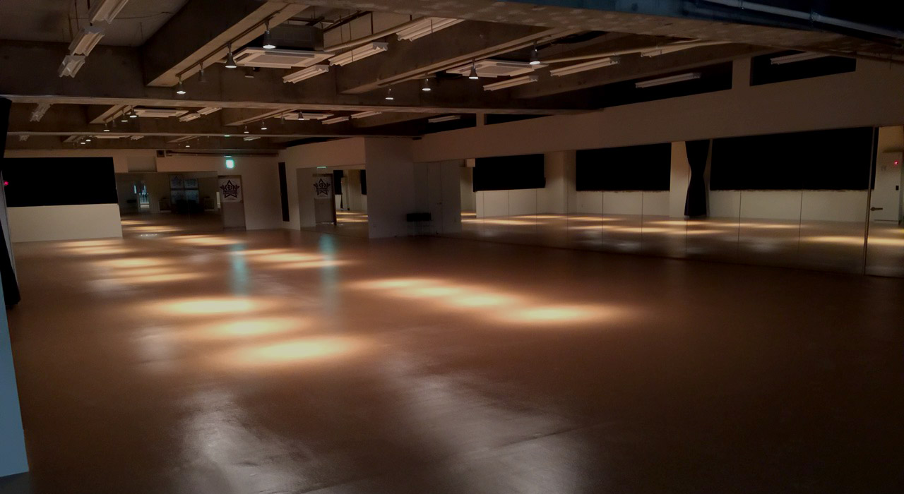 ダンススタジオ画像